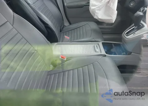 2013 Honda Cr-V Lx z USA, uszkodzony, nr VIN 2HKRM4H32DH691011